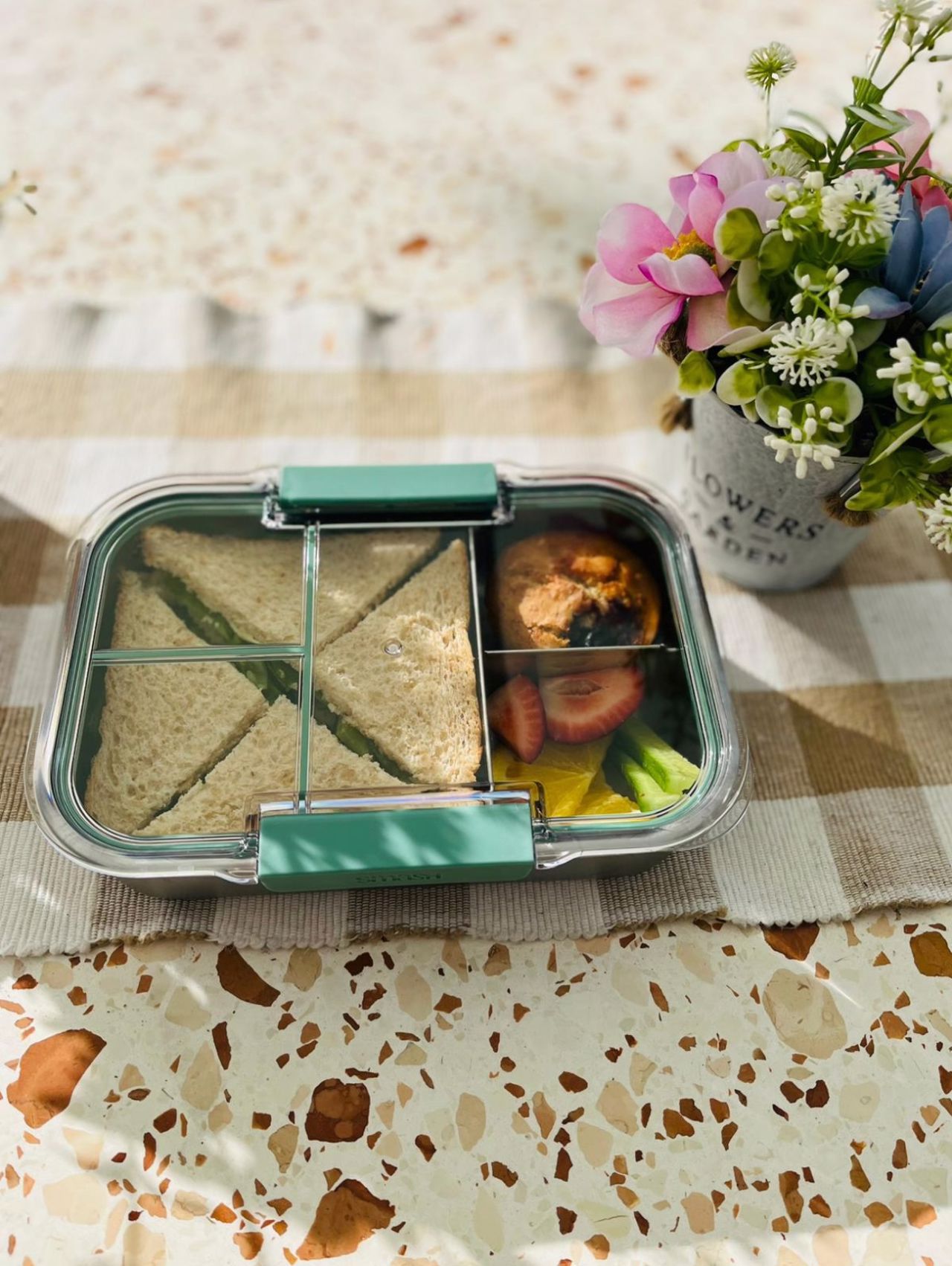 Lunchbox 1